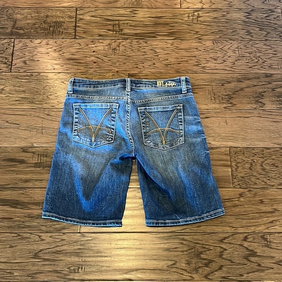 Kut From The Kloth Catherine Boyfriend Short Size 0 - Picture 2 of 16